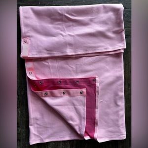 Luulemon Vinyasa Rulu Snap Scarf